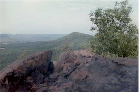 Bare_Mountain_-_Mount_Holyoke_Range.jpg